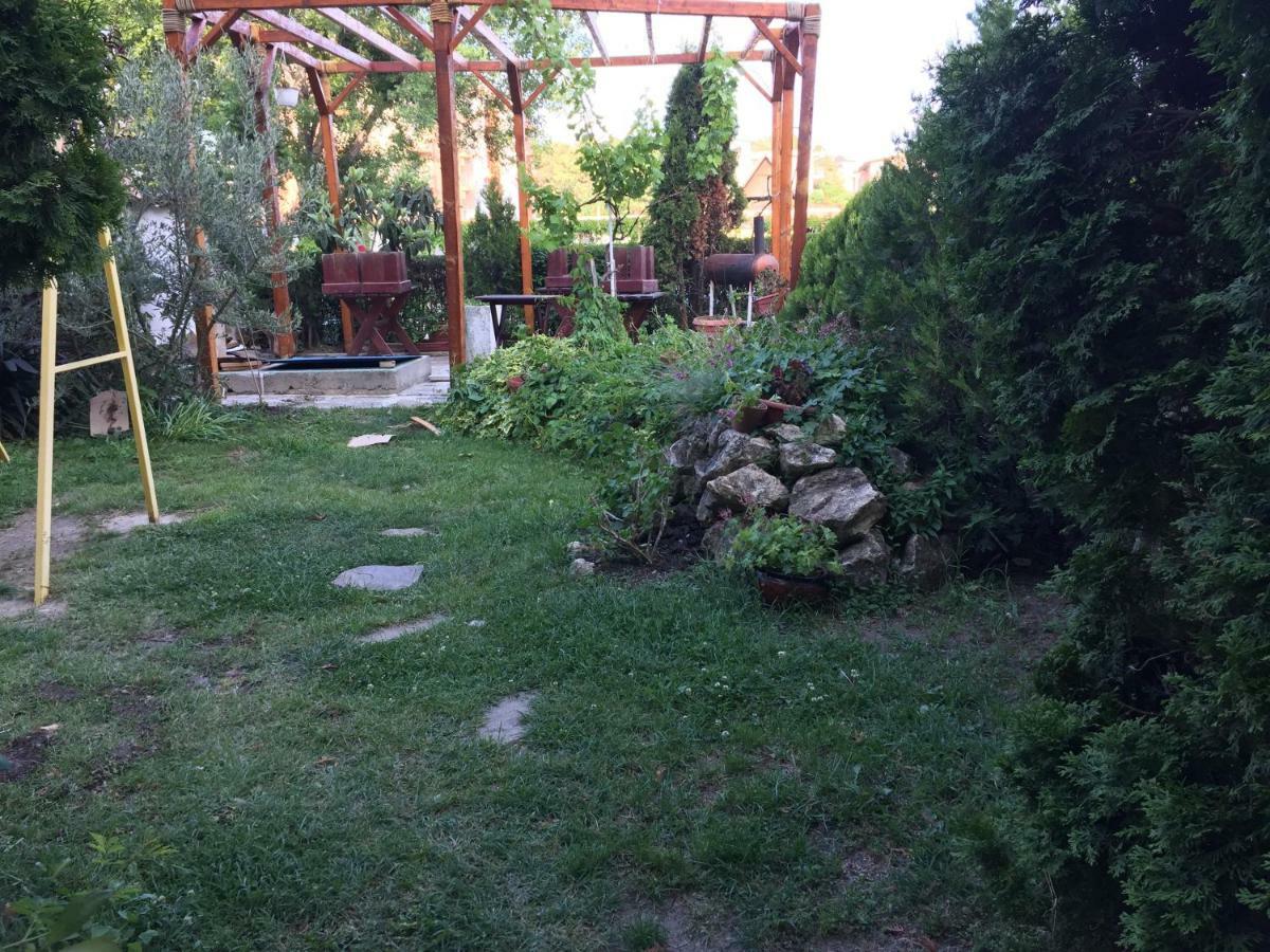 Blue Summer Sunny Beach Ngoại thất bức ảnh